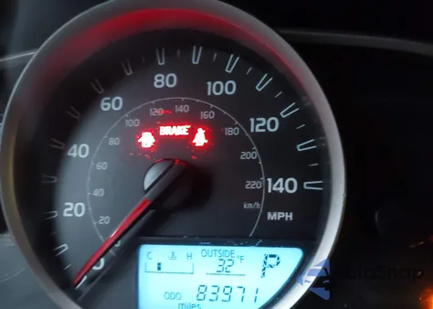 2014 Toyota Rav4 Le z USA, uszkodzony, nr VIN 2T3BFREV0EW153769